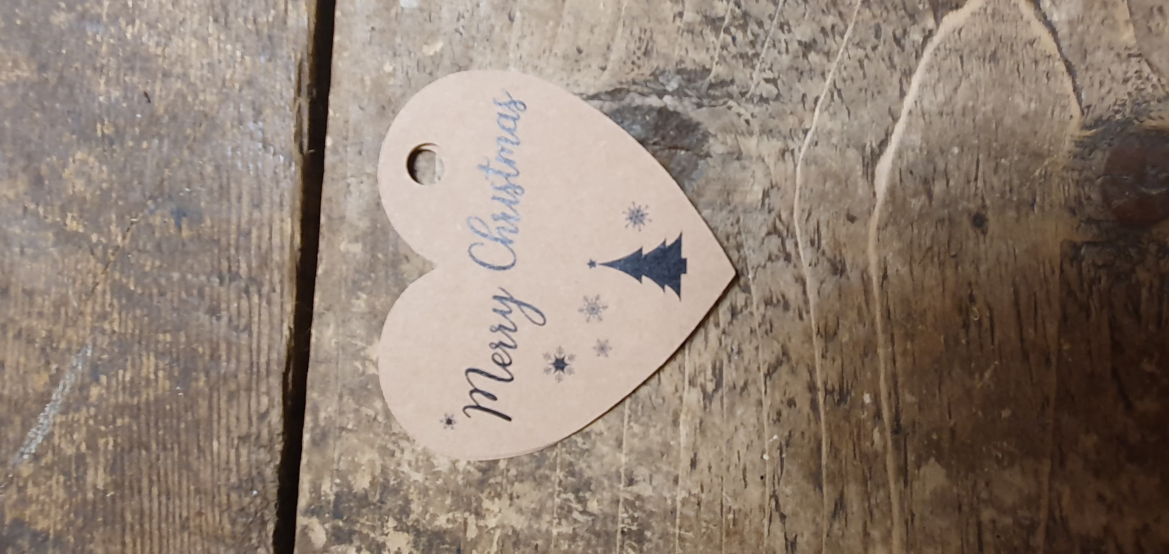 Merry Christmas Heart Gift Tag