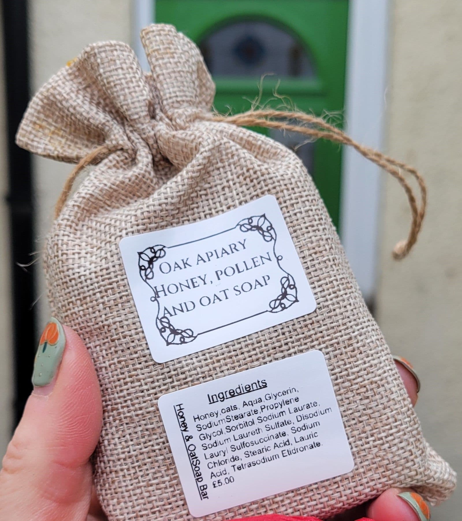 Honey, Pollen & Oat Handmade Soap: Oakapiary